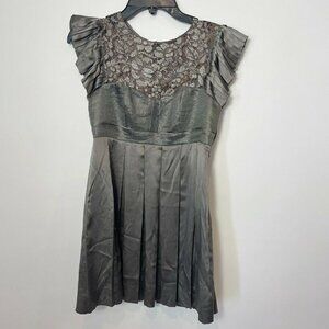 Development by Erica Davies Lace Silk Mini Cocktail Dress Gray 2 Flutter‎ Sleeve